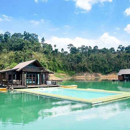 500 Rai Floating Resort Ban Chieo Ko Room photo