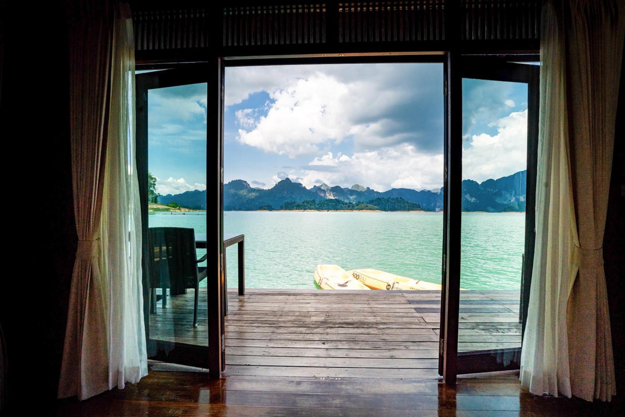 500 Rai Floating Resort Ban Chieo Ko Room photo
